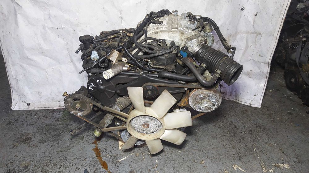 Двигатель VG33 3.3 Nissan Pathfinder Terrano VG33E