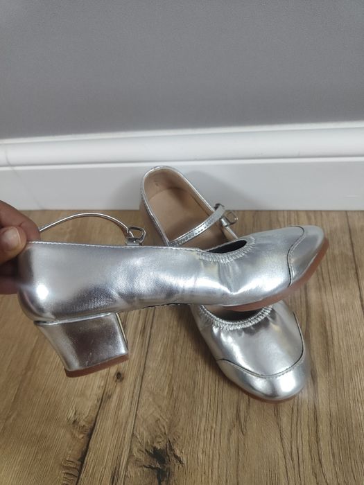 Продам туфли танцевальные