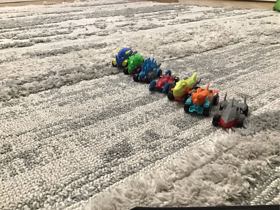 Colectie masinute animale pt copii ( 7 masinute )