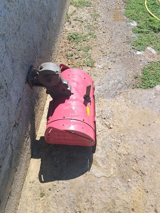 Vreza pentru moto cultor  an stare foarte bună