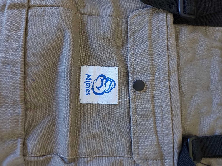 Ерго раница за носене на бебе и колан за прохождане