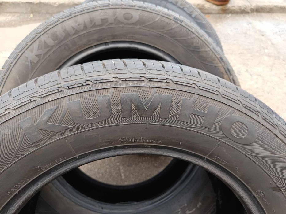 265/60/18 Kumho Solus kl21
