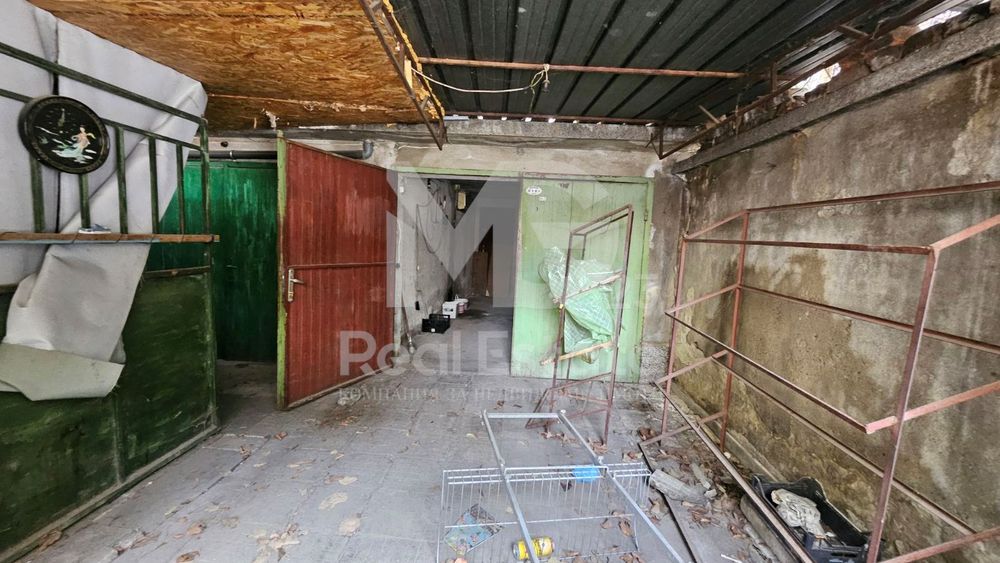 Етаж от къща в Пловдив-Каменица 1 площ 158 цена 292000