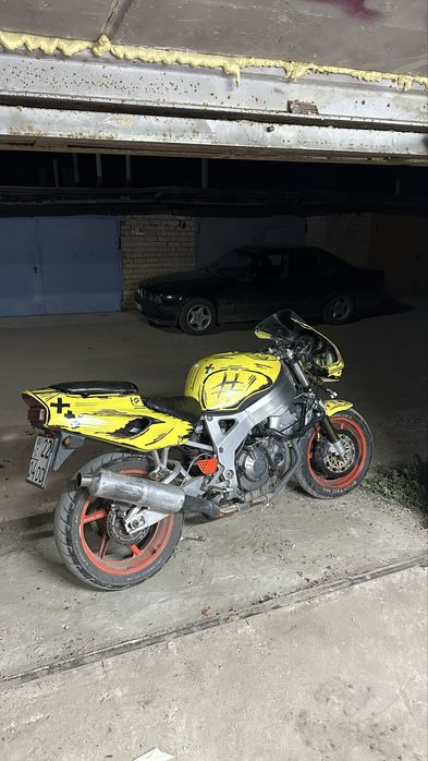 Мотоцикл honda cbr900rr fireblade