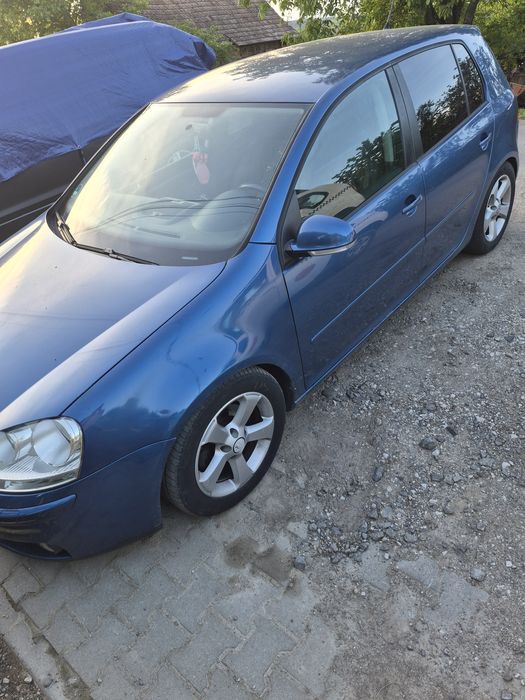 Volkswagen golf 5