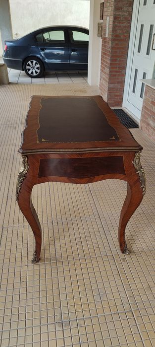 Класическо писалище / бюро и офис кресло