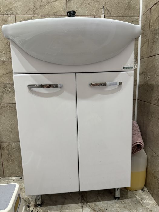 Тумба с раковиной