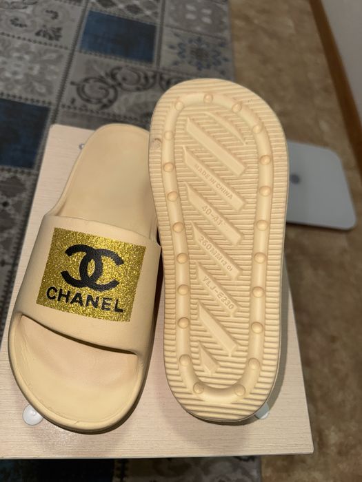 Шлепанцы новые, размер 40-41.