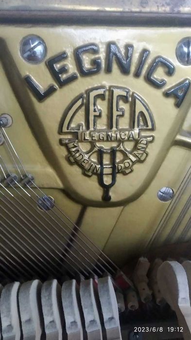 Пианино сотилади