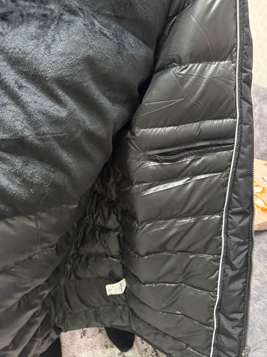 Продам зимние куртку