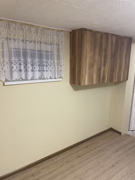 Дава се под наем Къща в Божурище - 37 кв.м за 348.84 € - Снимка #2