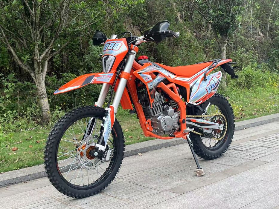 BESUDA 300куб ZONSEN мотоцикл