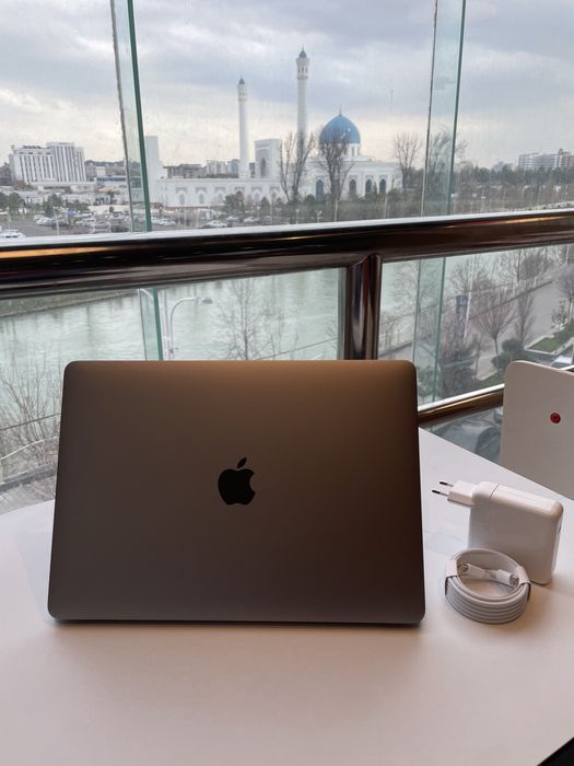 Macbook Air M1 chip 8/512gb 13inch ideal holat макбук айр/ейр м1 8/256