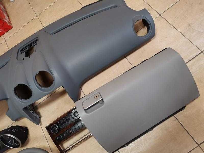 Мерцедес-Бенц ML 500 W164 / Mercedes-Benz ML 500 W164 на части