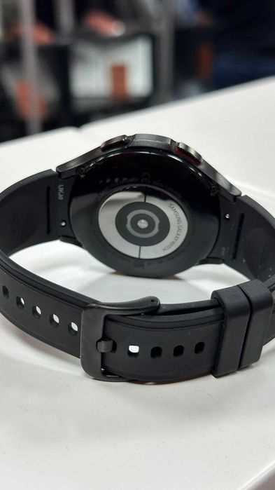 Samsung Galaxy Watch4 Classic SM-R895F 46 mm, Black | UsedProducts.ro