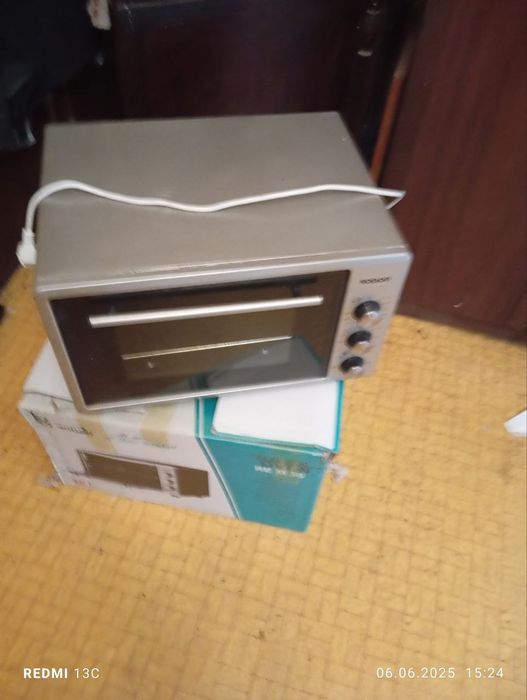 Продам электрическая духовка Roison