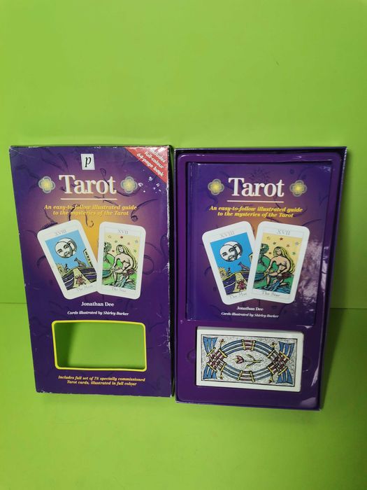 Carti Tarot Jonathan Dee. Set Tarot ilustrat, ghid ilustrat în engleză