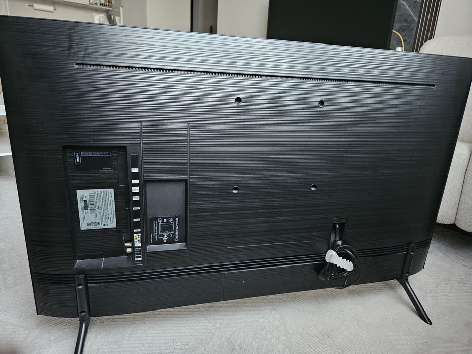 Телевизор самсунг UE49NU7100U