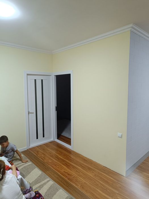 [СРОЧНО]!!!Продаётся дом с магазином Янгибазаре