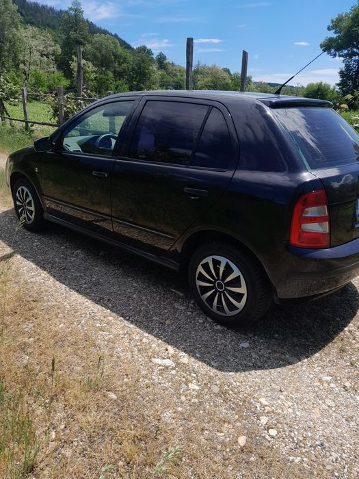 Vand skoda an 2004 , benzina și gaz