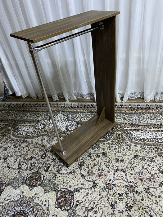 Вешалка напольная для одежды