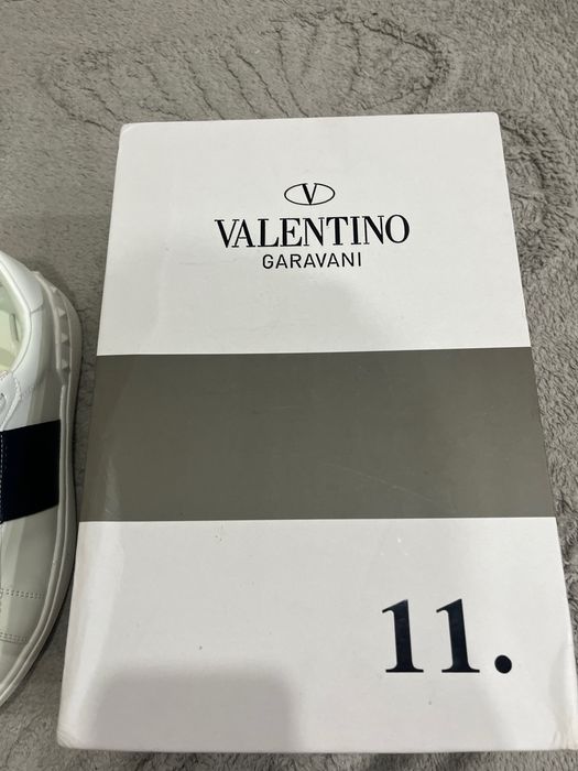 VALENTINO кроссовки модные