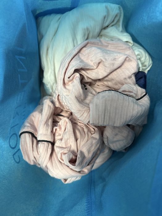 Отдам даром одежда