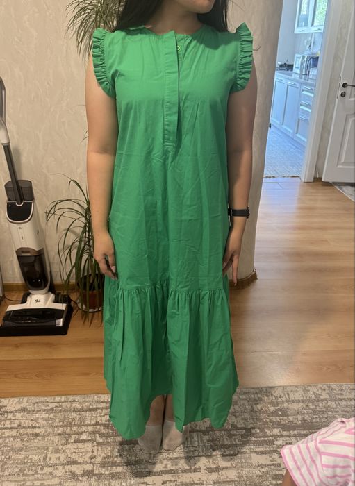 Продам платья, накидку, блузки, пиджак