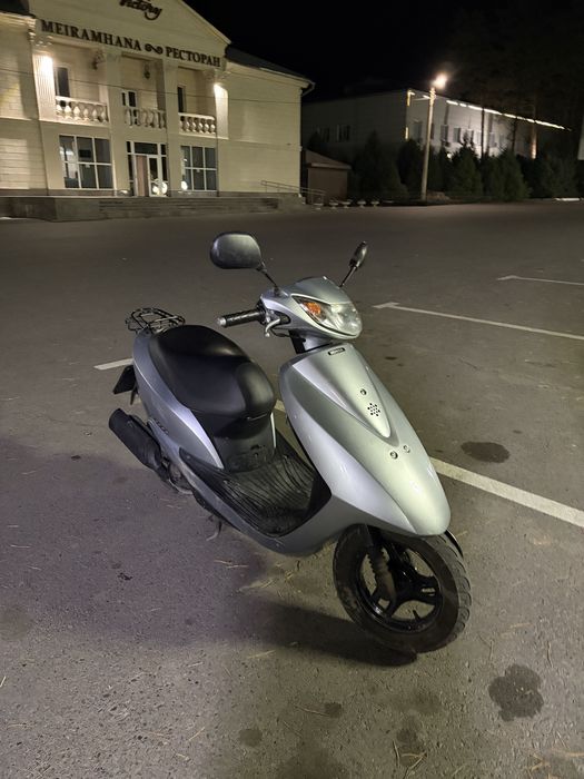 Honda dio af68.