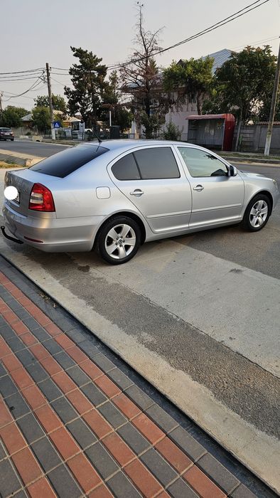 SKODA Octavia 2012 — imagine 4