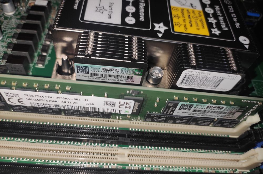 Сервер HPE DL360 G10 (P56955-B21)