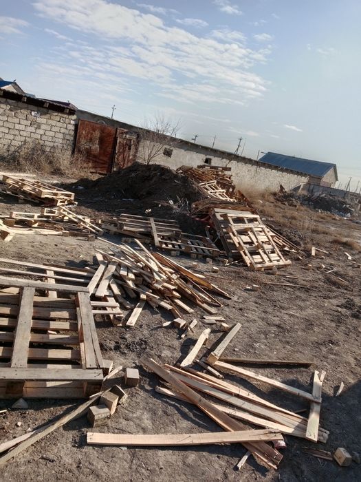 Продам поддоны как новые