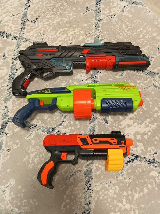 Продам детские бластеры или пистолеты