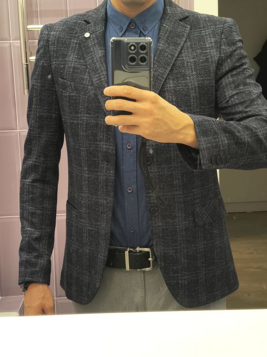 Пиджак мужской .