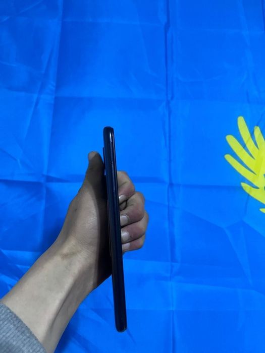 Редми телефон сатылады