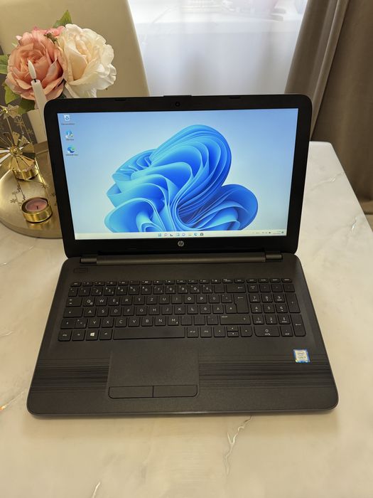 Hp 250 G5 15.6” i5 -7200U, 8Gb Ram, 1Tb HDD, Windows 11. (Impecabil)