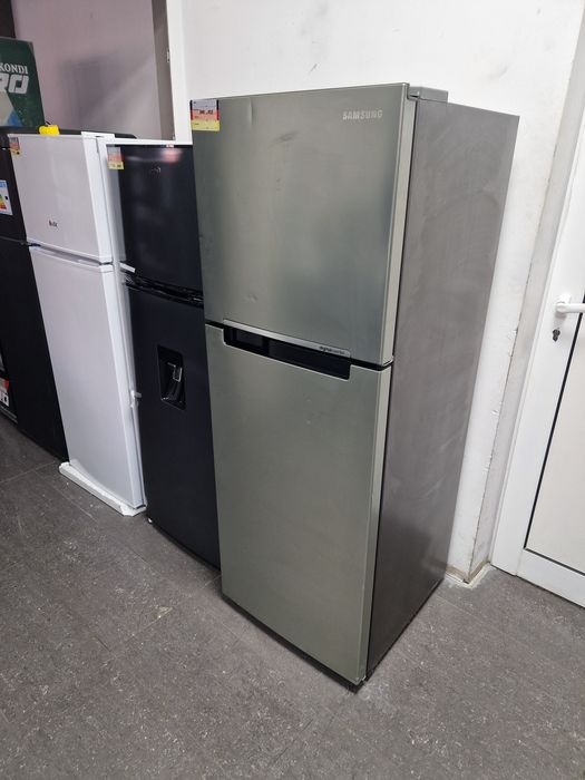 Хладилник с горна камера Samsung No Frost