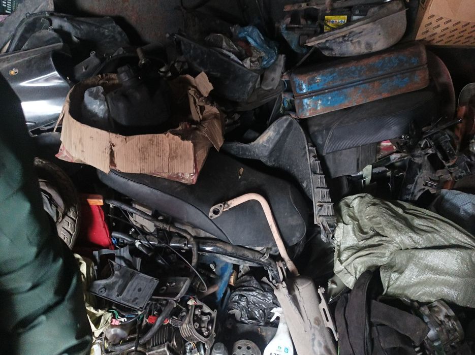 Продам запчасти на скутер