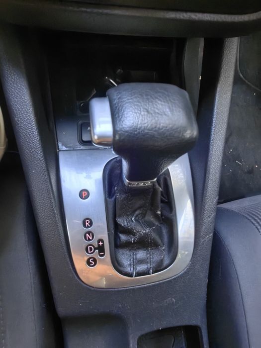Vând Volkswagen Jetta 2006 automata 1.9 TDI
