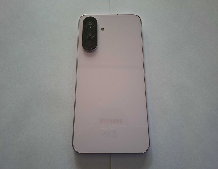 НОВ! Samsung Galaxy A56 5G - 8GB RAM / 128GB / 50MPx / 120Hz / 5000mAh