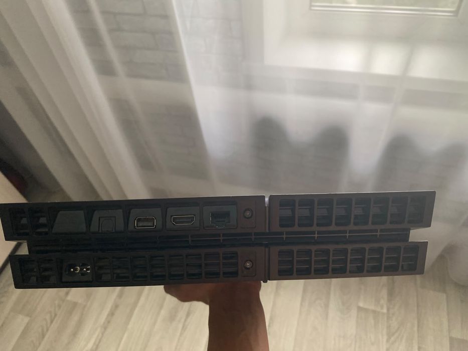 Playstation 4 fat