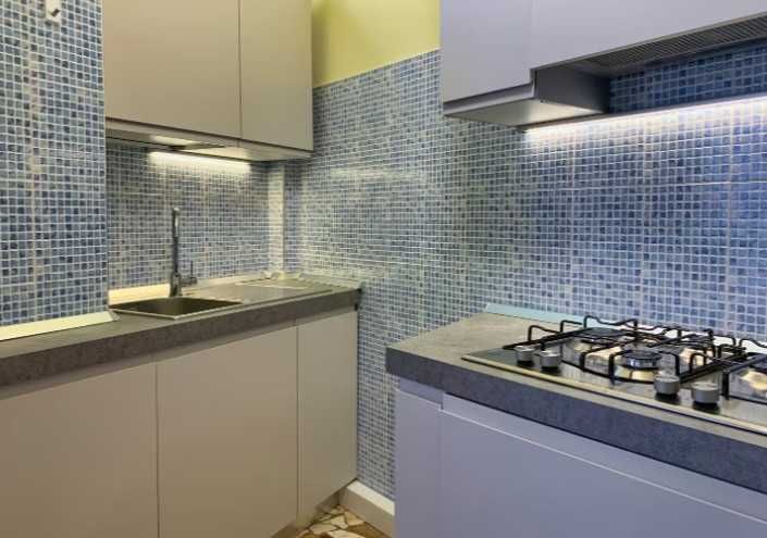 Дава се под наем Четиристаен апартамент в Пловдив, Съдийски - 85 кв.м за 448.8 € - Снимка #2