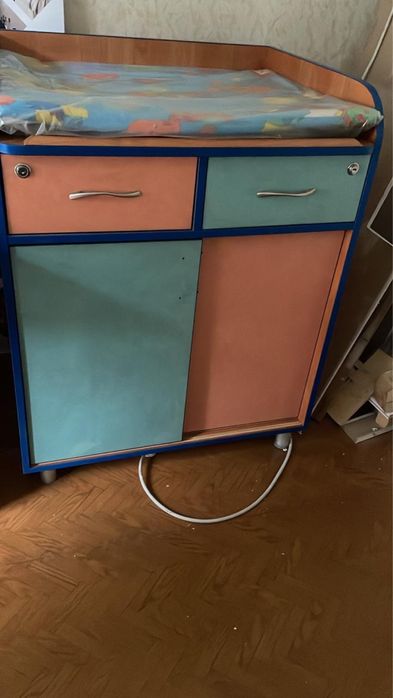 Пеленальный столик