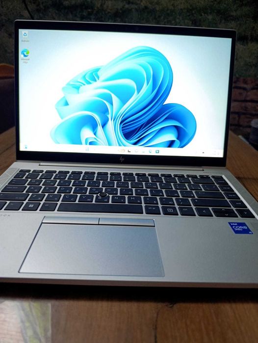 HP EliteBook 840 G8  Core i5-1135G7