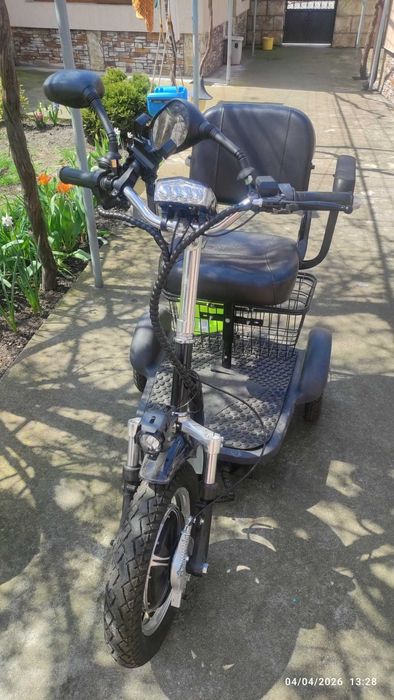 Електрическа триколка