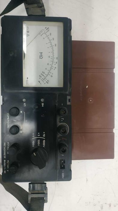 Мегомметр Ф4102/1