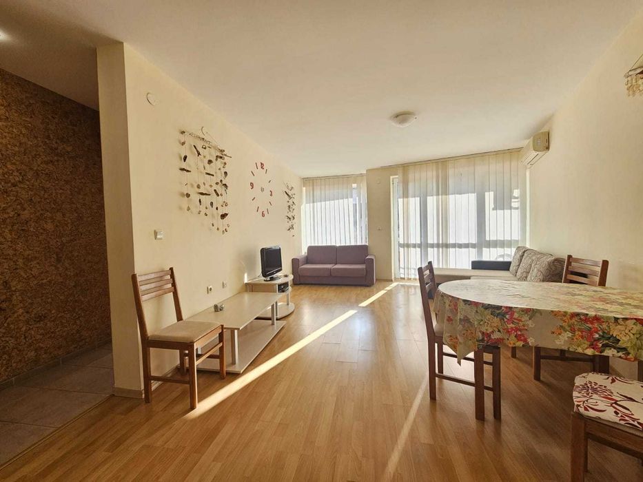 Продава се Двустаен апартамент в к.к. Елените - 75 кв.м за 974 €/кв.м - Снимка #2