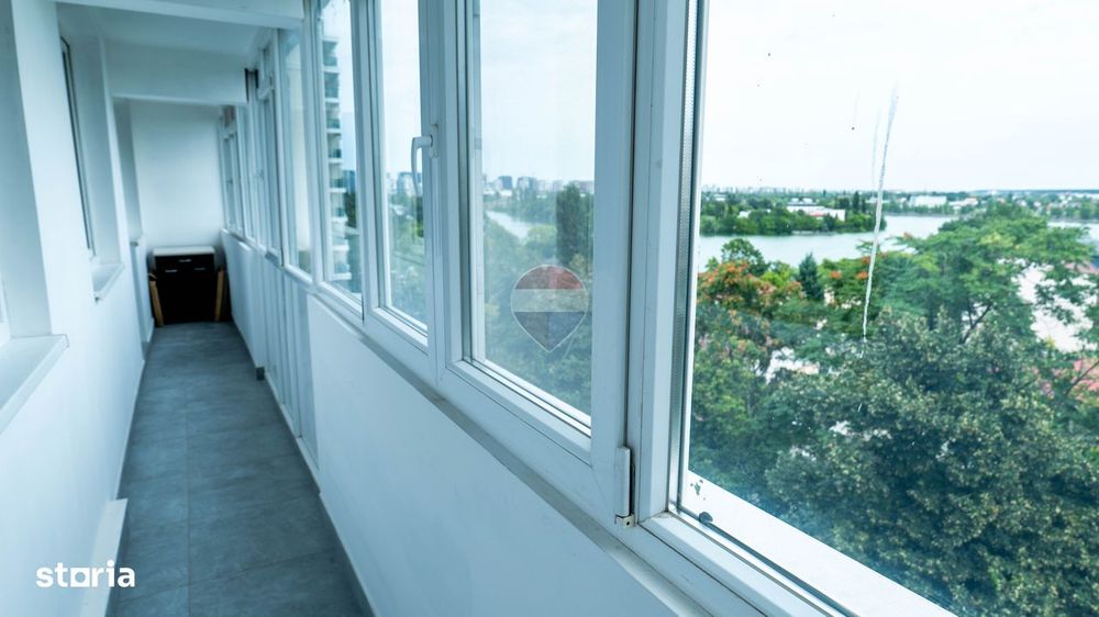 Apartament cu 3 camere de vânzare
