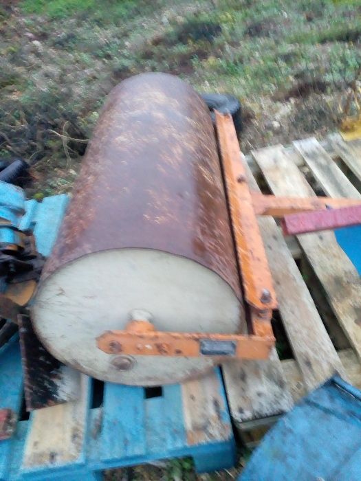 прикачен инвентар за малко тракторче