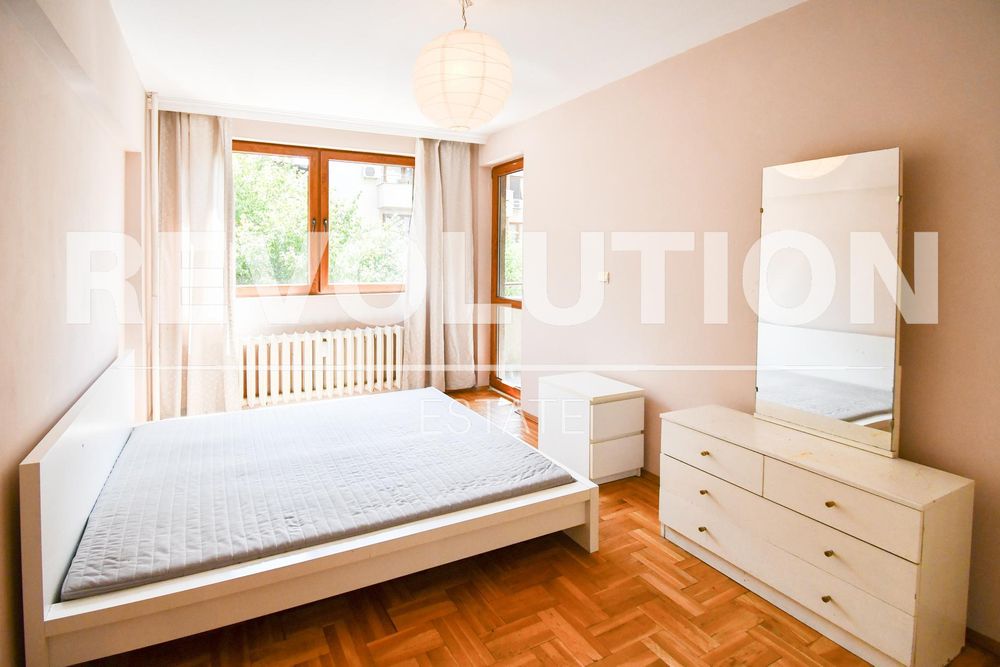 Дава се под наем Тристаен апартамент в София, Медицинска академия - 120 кв.м за 750 € - Снимка #8